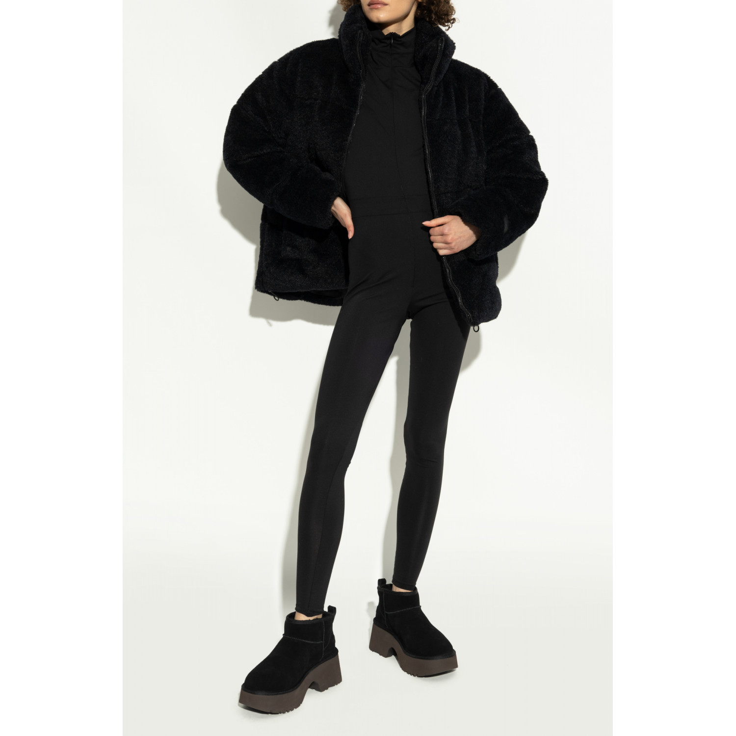 UGG Ultra Mini New Heights Black